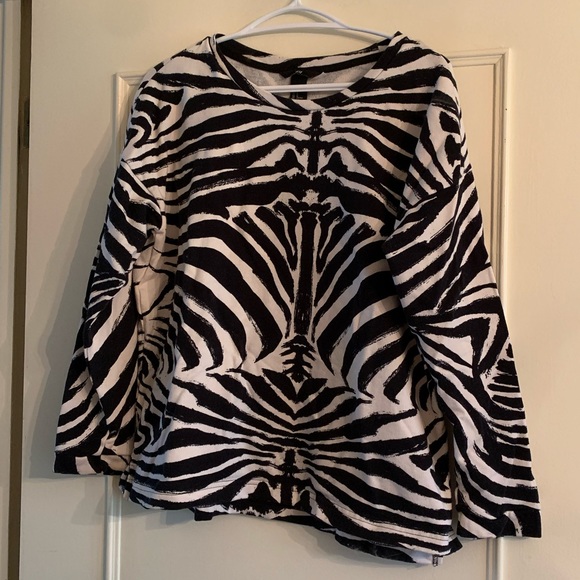 Black and White Design Long Sleeve Top H&M - Picture 3 of 4